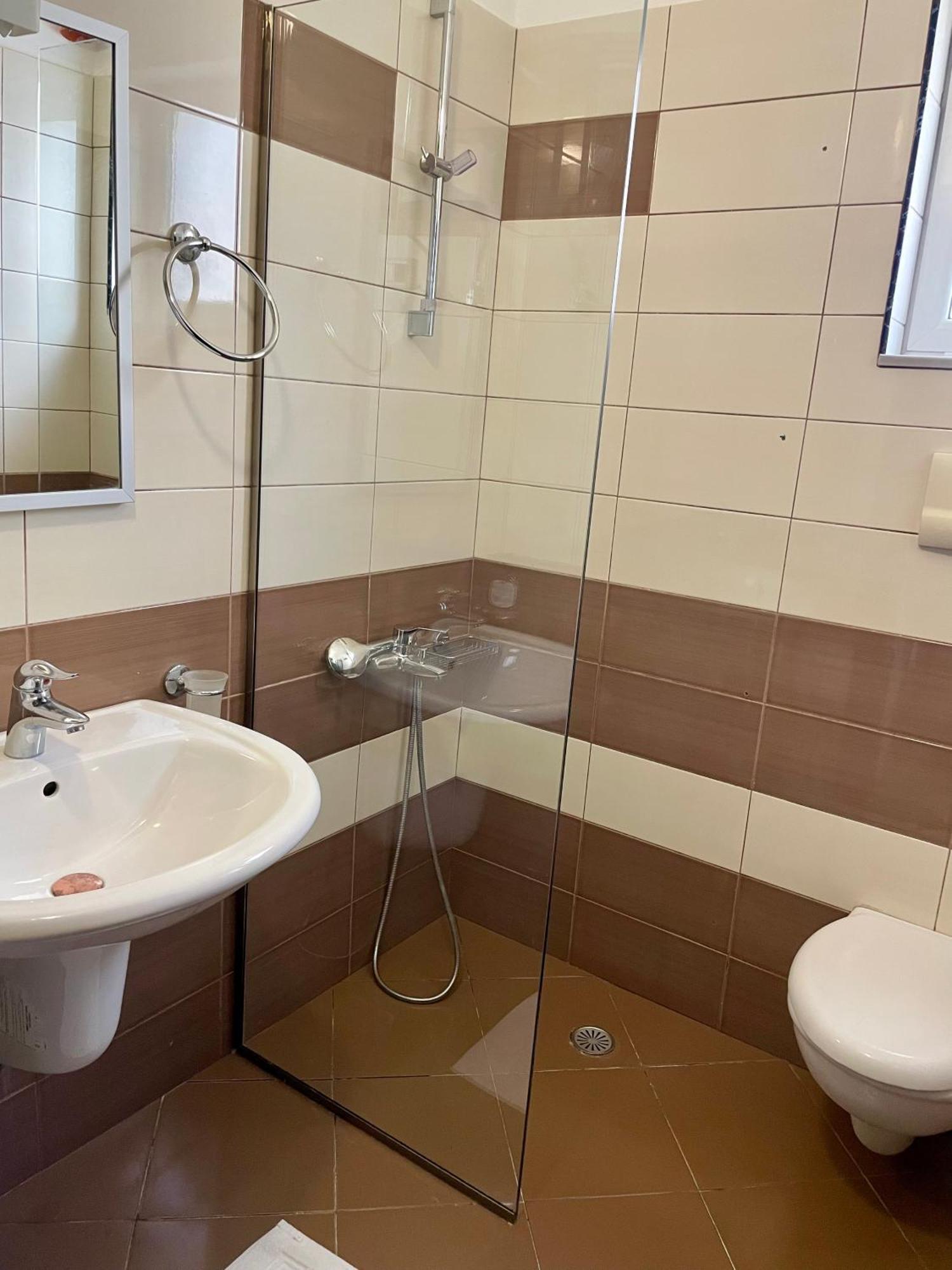 Sarandë Seaview Golden Penthouse 아파트 외부 사진