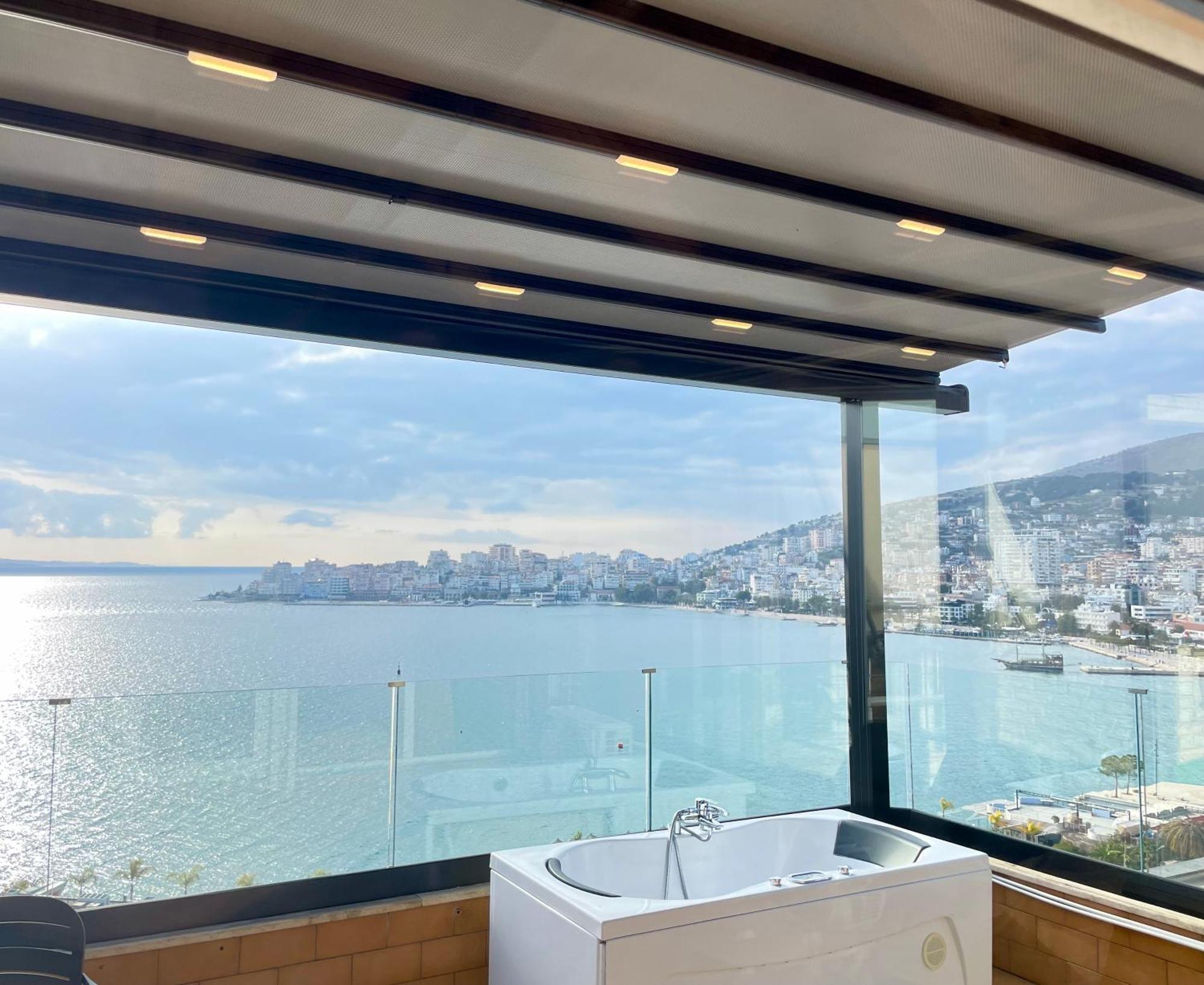 Sarandë Seaview Golden Penthouse 아파트 외부 사진
